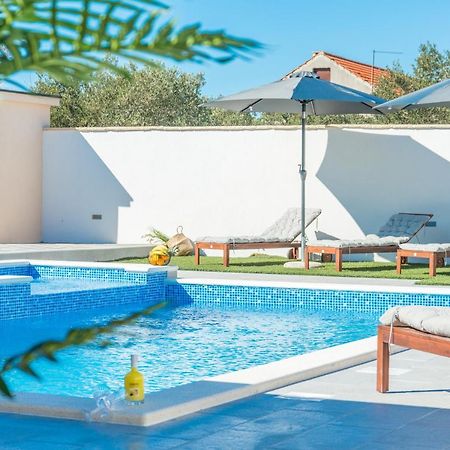 Villa Lucija Biograd Na Moru Exteriör bild