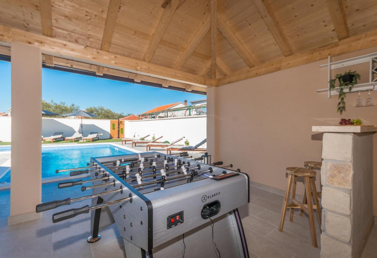 Villa Lucija Biograd Na Moru Exteriör bild
